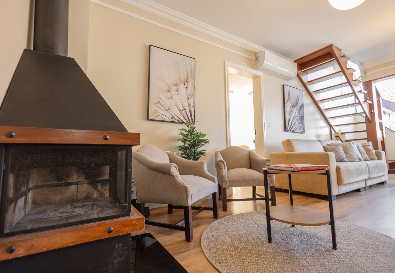 Apartamento em Gramado - Duplex 4 Suítes no Coração de Gramado