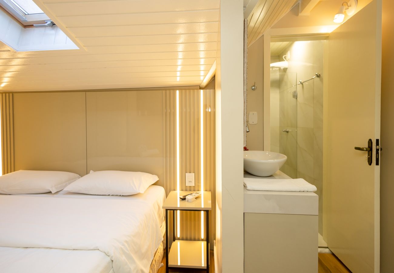 Apartamento em Gramado - Duplex 4 Suítes no Coração de Gramado