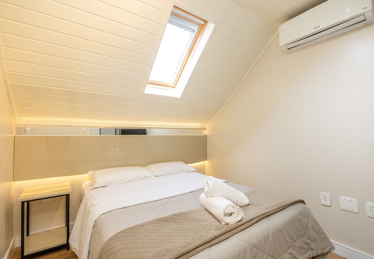 Apartamento em Gramado - Duplex 4 Suítes no Coração de Gramado