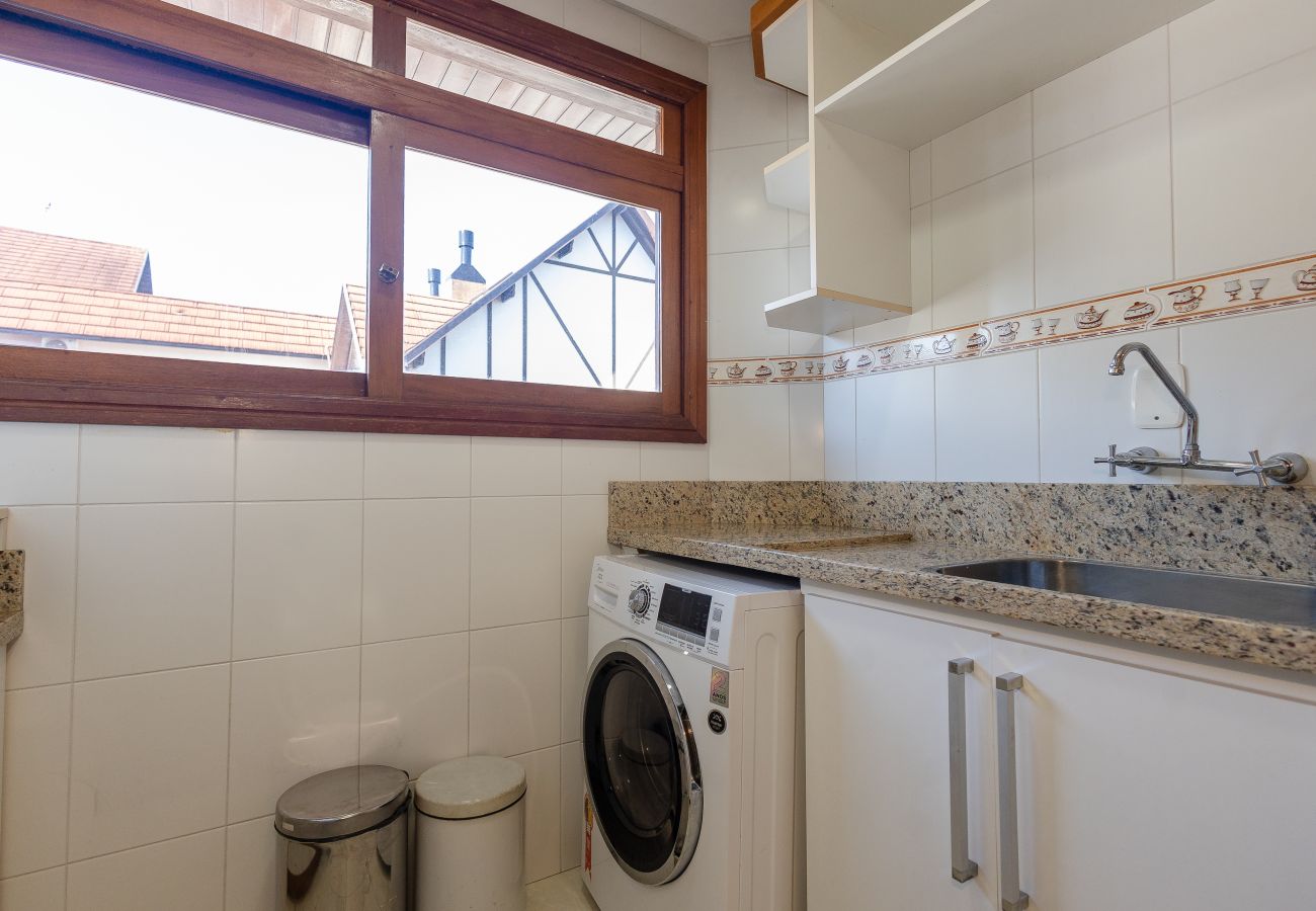 Apartamento em Gramado - Duplex 4 Suítes no Coração de Gramado