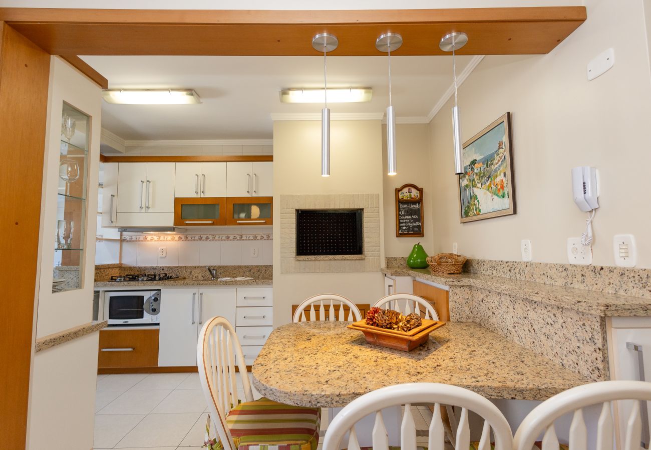 Apartamento em Gramado - Duplex 4 Suítes no Coração de Gramado