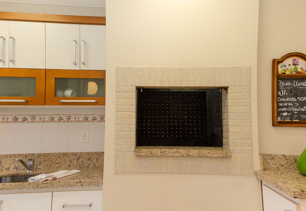 Apartamento em Gramado - Duplex 4 Suítes no Coração de Gramado