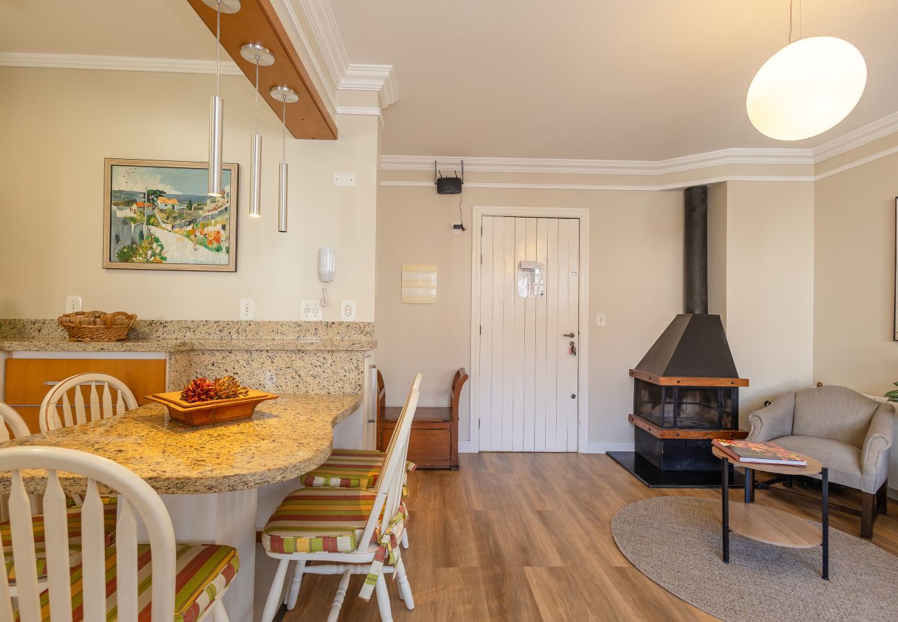 Apartamento em Gramado - Duplex 4 Suítes no Coração de Gramado