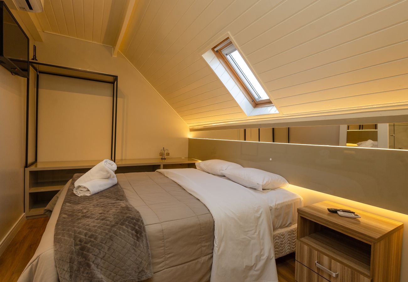 Apartamento em Gramado - Duplex 4 Suítes no Coração de Gramado