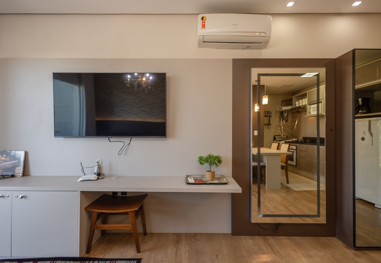 Apartamento em Gramado - Loft alto padrão a menos de 400m da R Coberta!