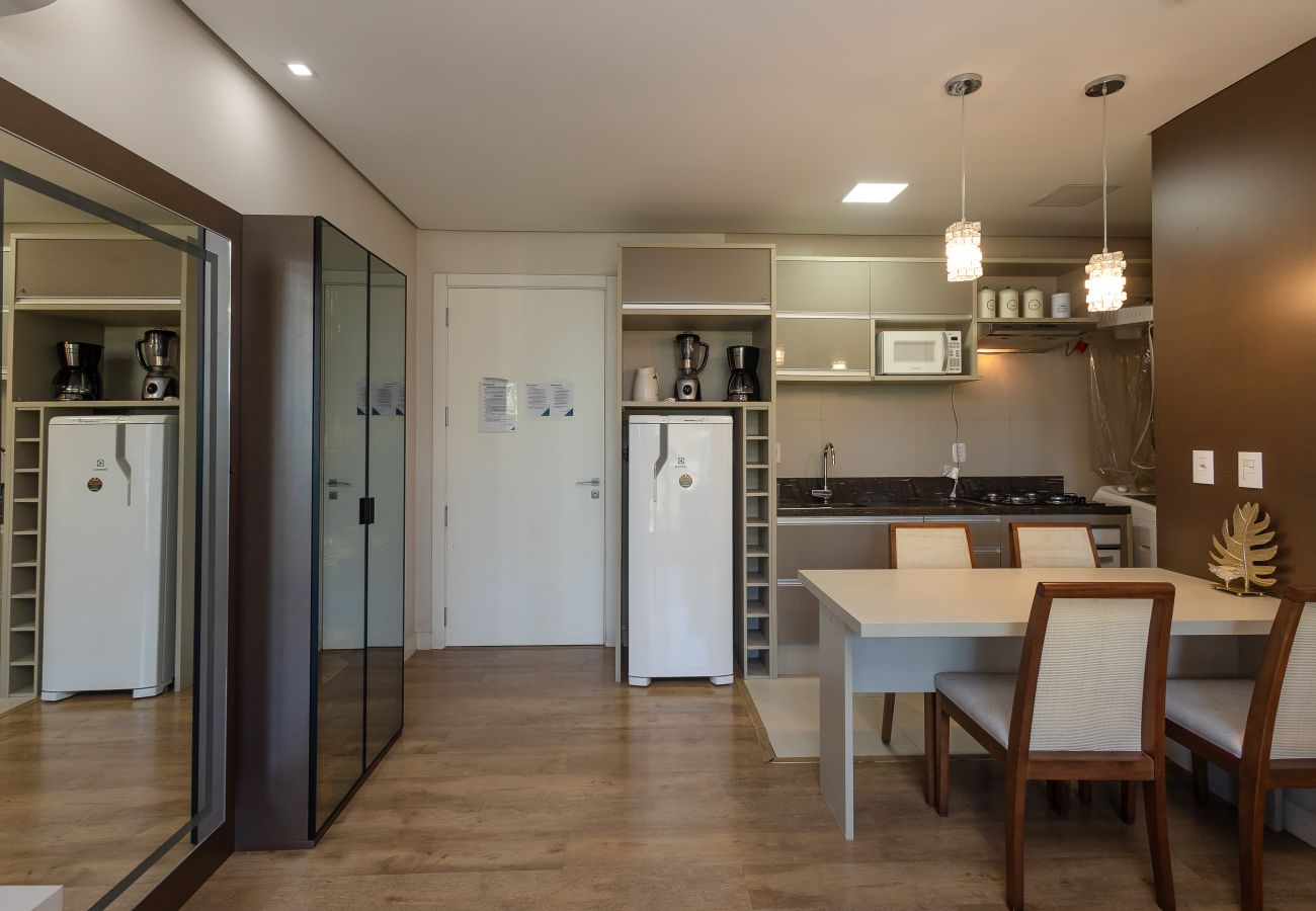 Apartamento em Gramado - Loft alto padrão a menos de 400m da R Coberta!