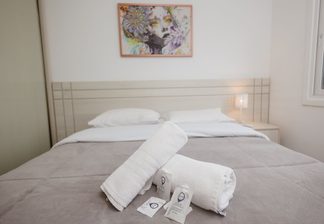 Apartamento em Gramado - Apto moderno 2 suítes a 100m da R Coberta!