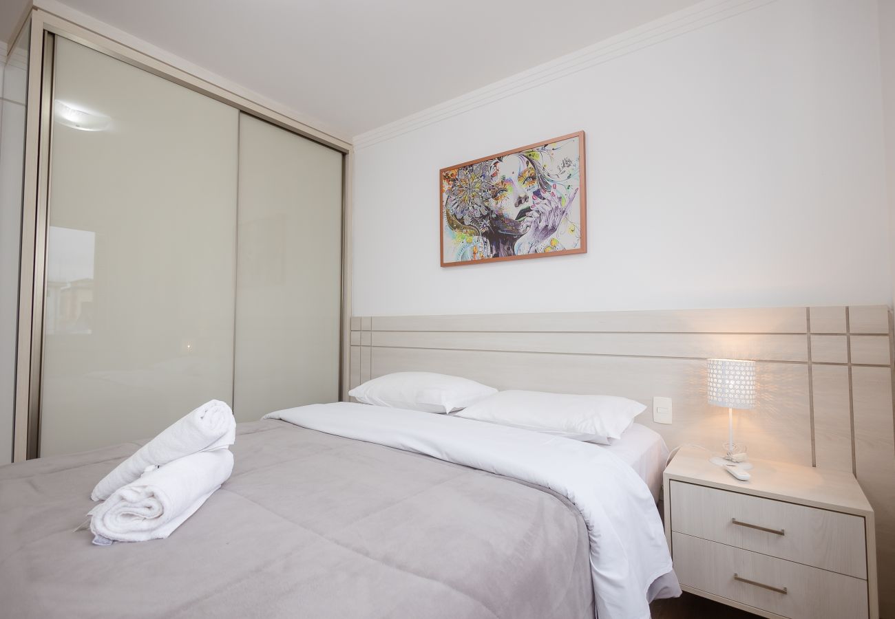 Apartamento em Gramado - Apto moderno 2 suítes a 100m da R Coberta!