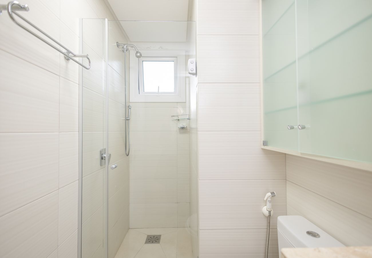 Apartamento em Gramado - Apto moderno 2 suítes a 100m da R Coberta!