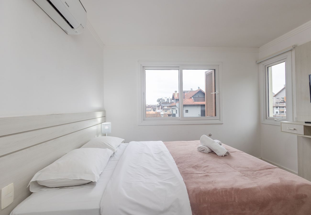 Apartamento em Gramado - Apto moderno 2 suítes a 100m da R Coberta!