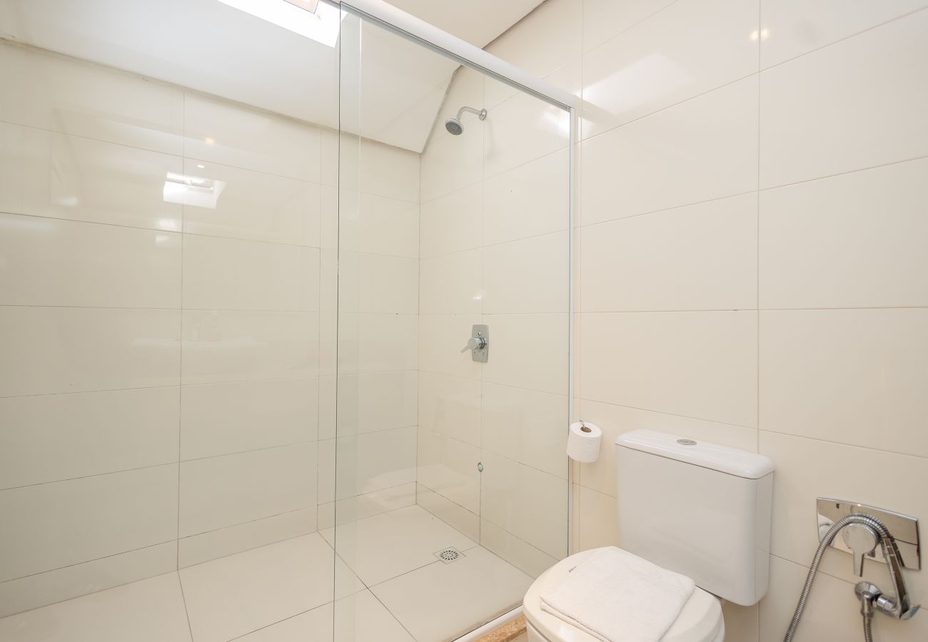 Apartamento em Gramado - 5 quartos (3 suítes) a 400m da R Coberta!