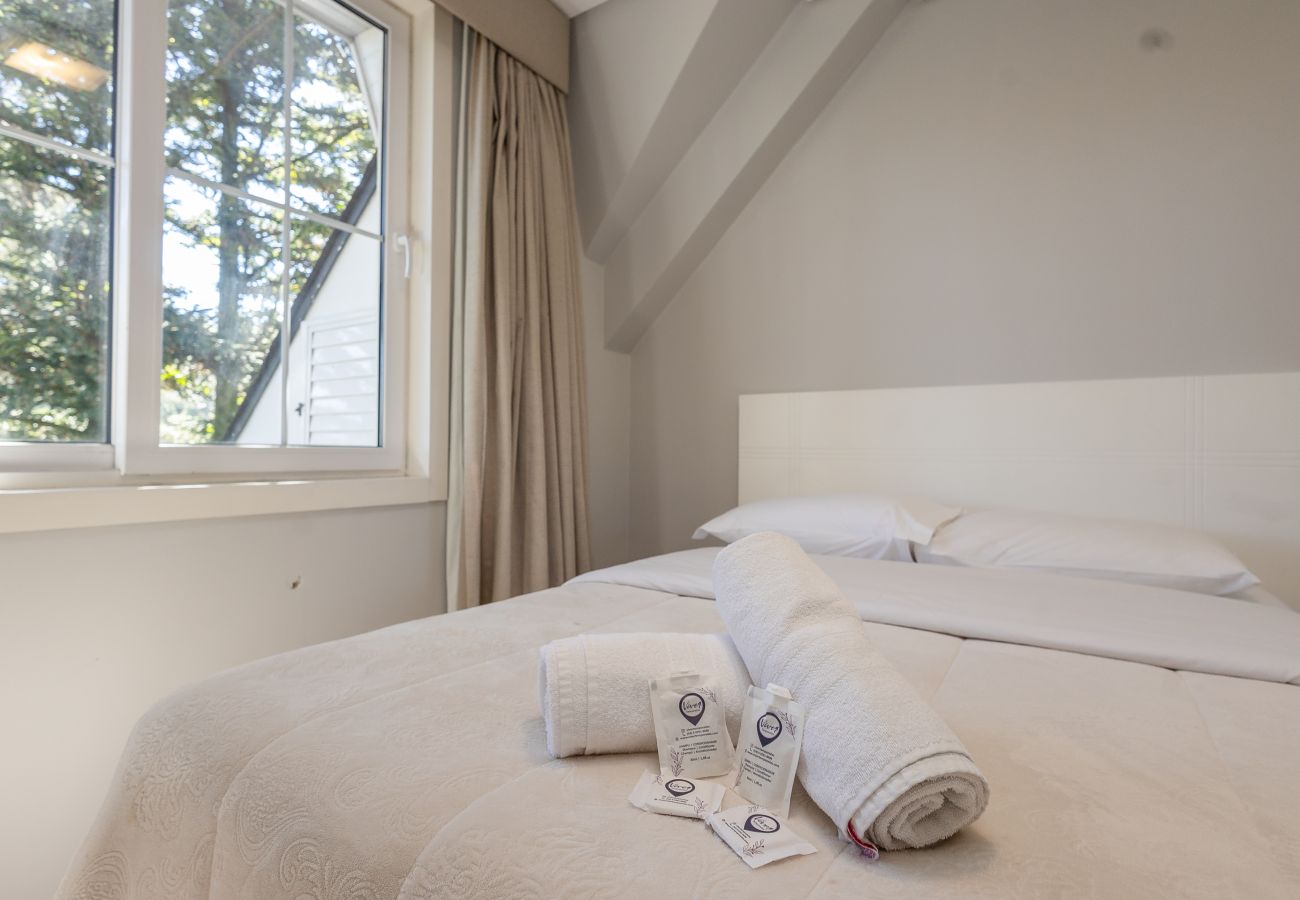 Apartamento em Gramado - 5 quartos (3 suítes) a 400m da R Coberta!