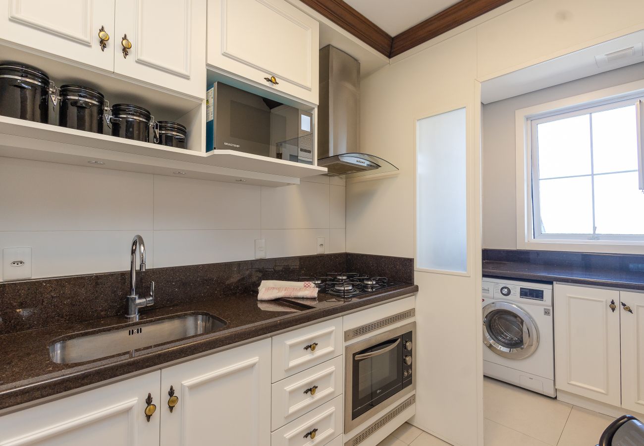 Apartamento em Gramado - 5 quartos (3 suítes) a 400m da R Coberta!