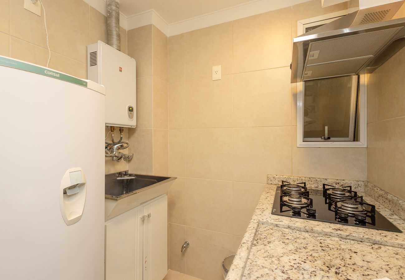 Apartamento em Gramado - 2D (c suíte) a 300 m de R Coberta.