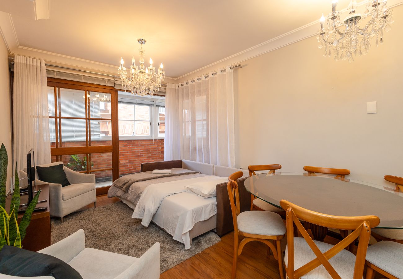 Apartamento em Gramado - 2D (c suíte) a 300 m de R Coberta.
