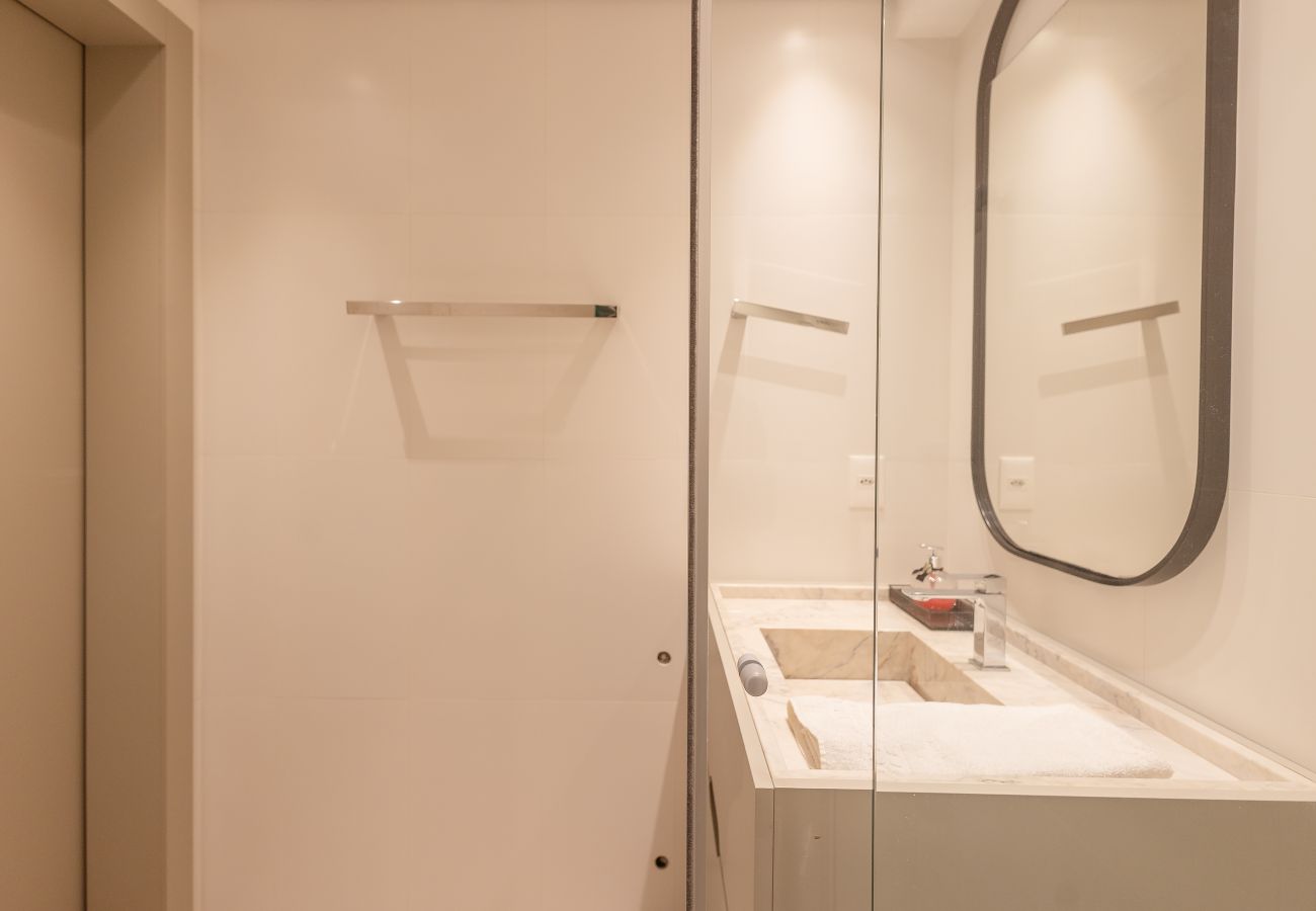 Apartamento em Gramado - Apto alto padrão 2 suítes no coração de Gramado!