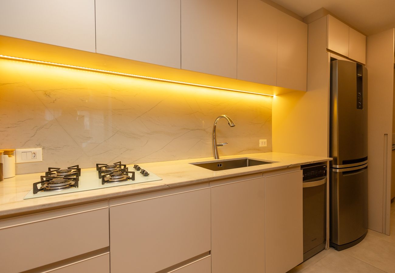 Apartamento em Gramado - Apto alto padrão 2 suítes no coração de Gramado!