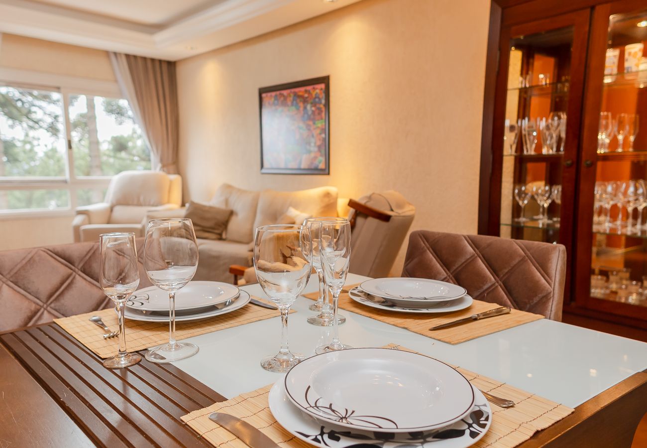 Apartamento em Gramado - Apto aconchegante 2D (c suíte) próx Lago Negro!