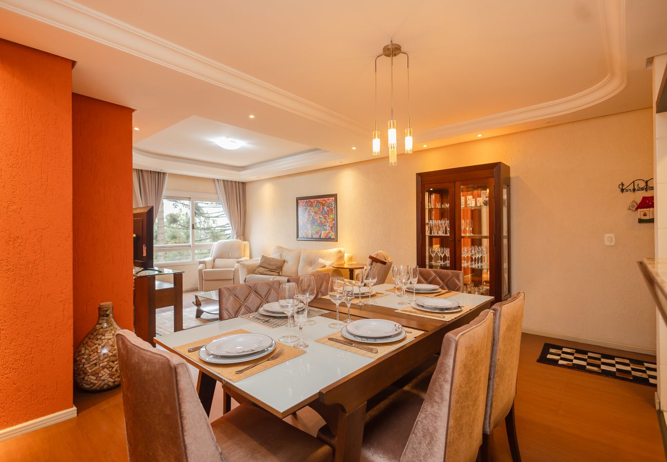 Apartamento em Gramado - Apto aconchegante 2D (c suíte) próx Lago Negro!