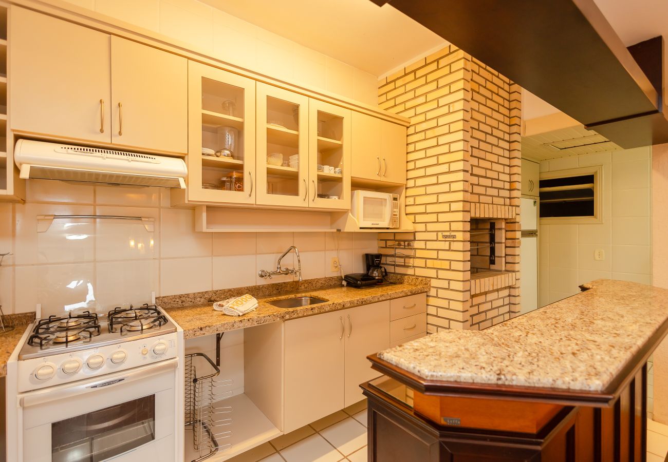 Apartamento em Gramado - Apto aconchegante 2D (c suíte) próx Lago Negro!