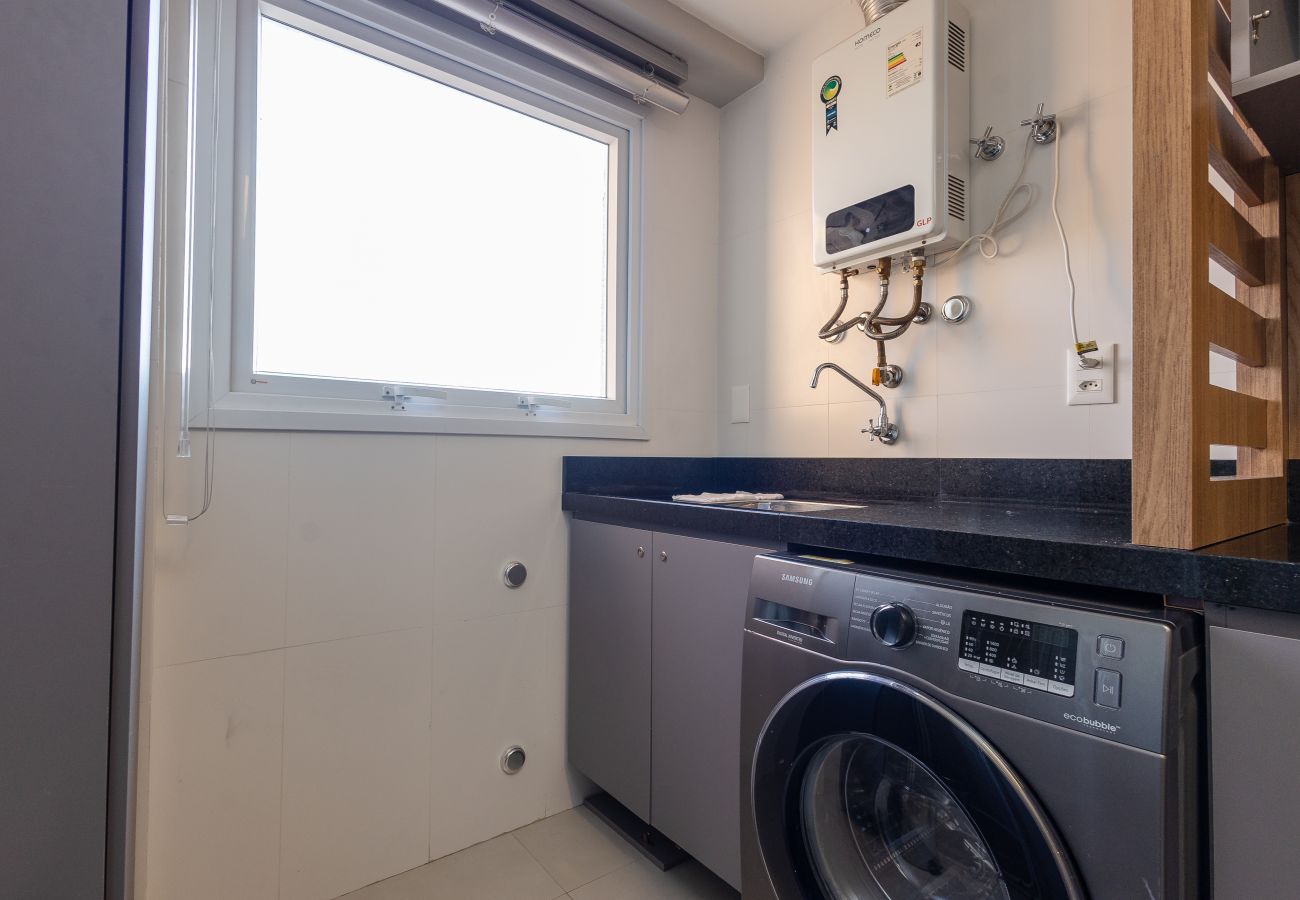 Apartamento em Gramado - 2 Suítes ALTO PADRÃO na NOVA R Coberta (Vita Blvd)  Compartilhar  Salvos