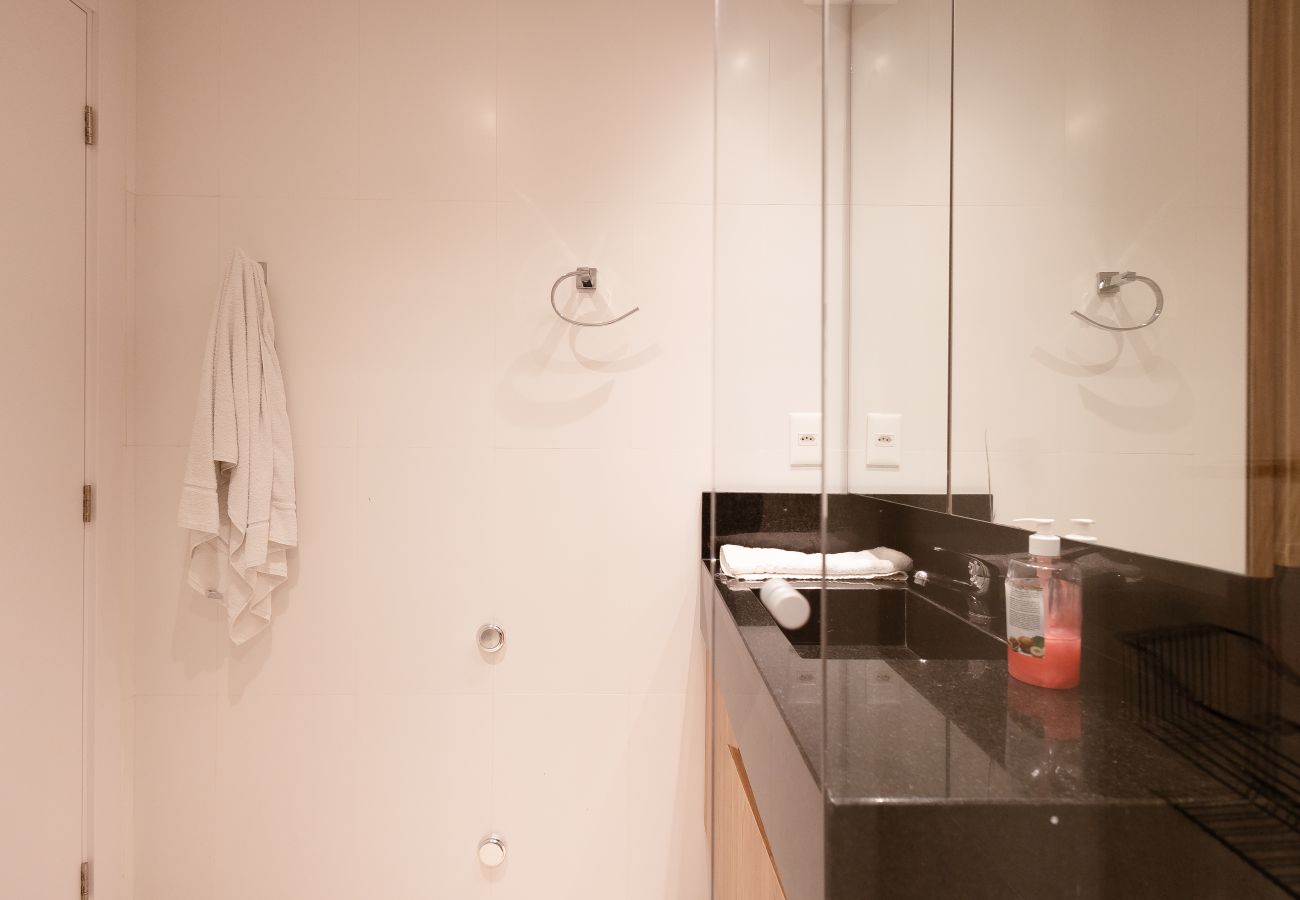 Apartamento em Gramado - 2 Suítes ALTO PADRÃO na NOVA R Coberta (Vita Blvd)  Compartilhar  Salvos