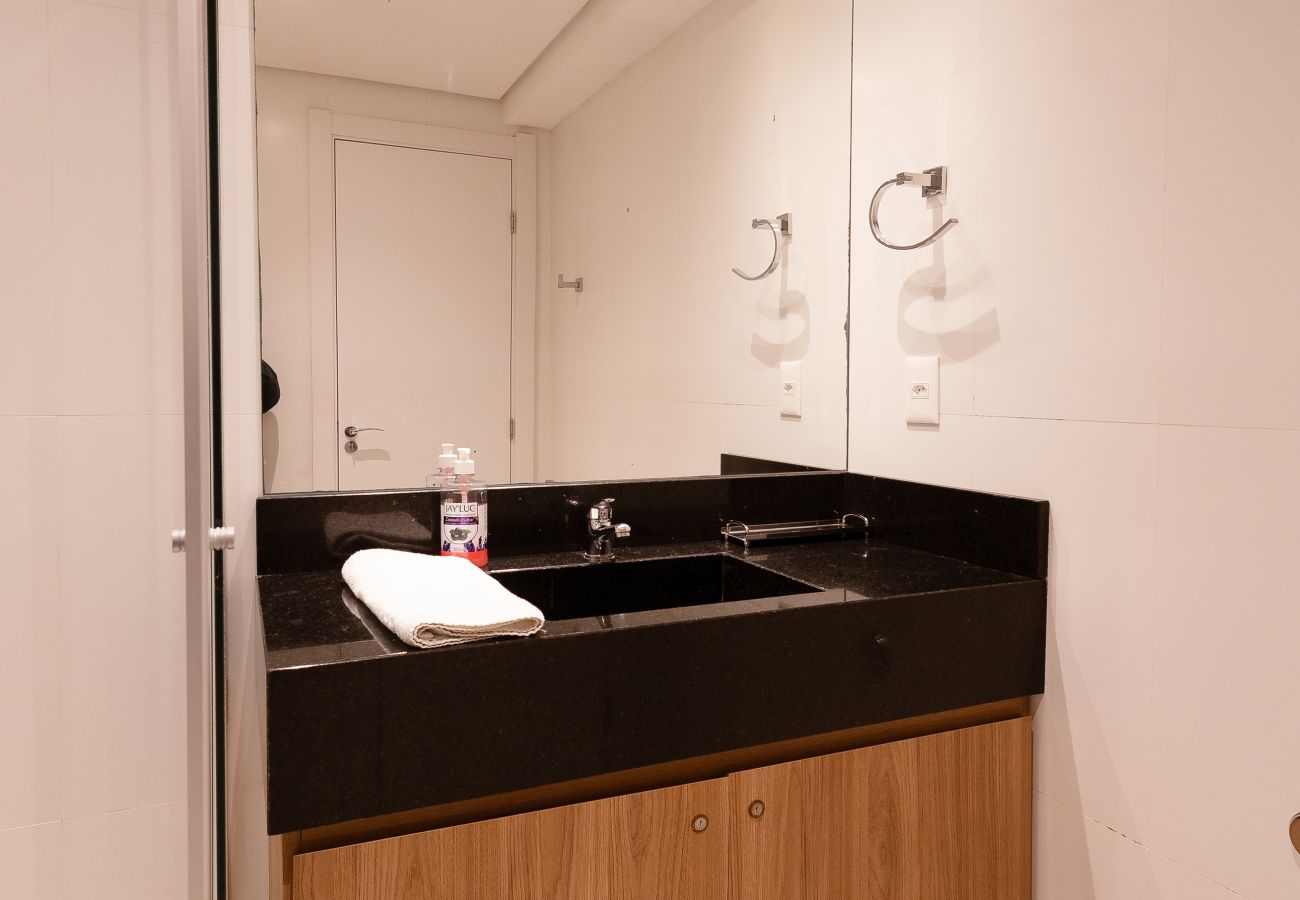 Apartamento em Gramado - 2 Suítes ALTO PADRÃO na NOVA R Coberta (Vita Blvd)  Compartilhar  Salvos