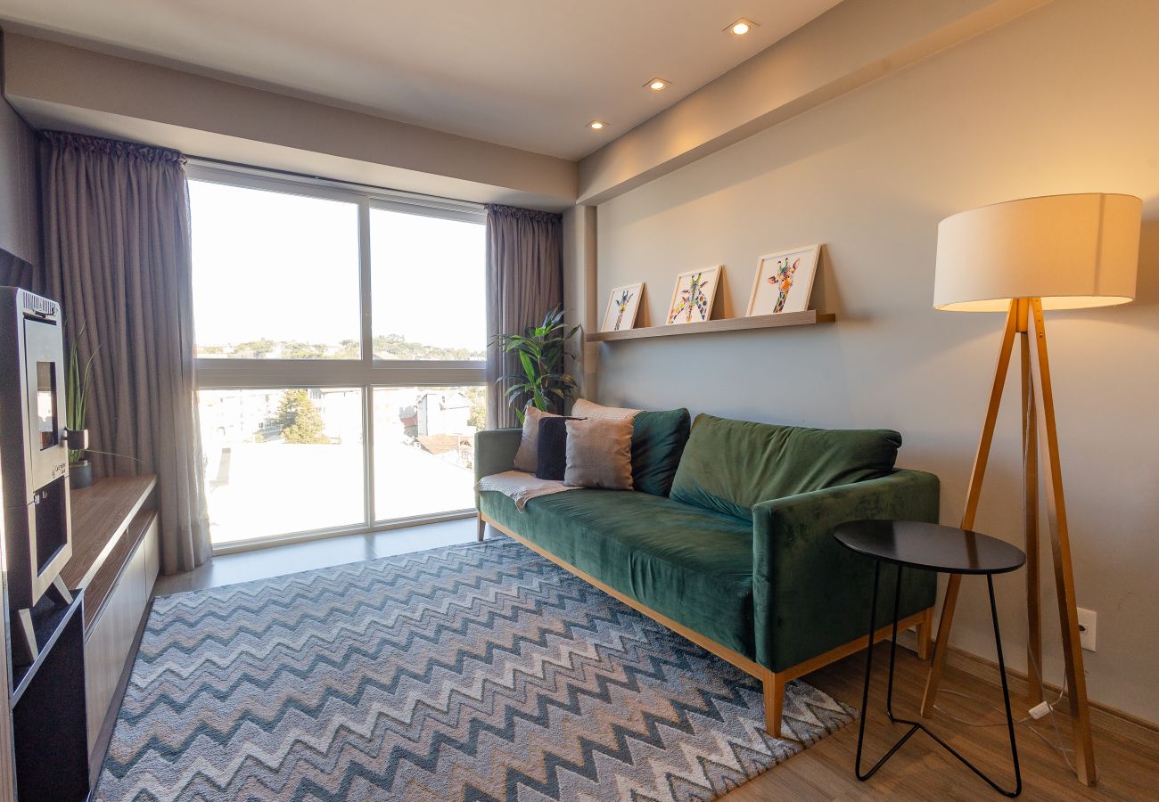 Apartamento em Gramado - 2 Suítes ALTO PADRÃO na NOVA R Coberta (Vita Blvd)  Compartilhar  Salvos