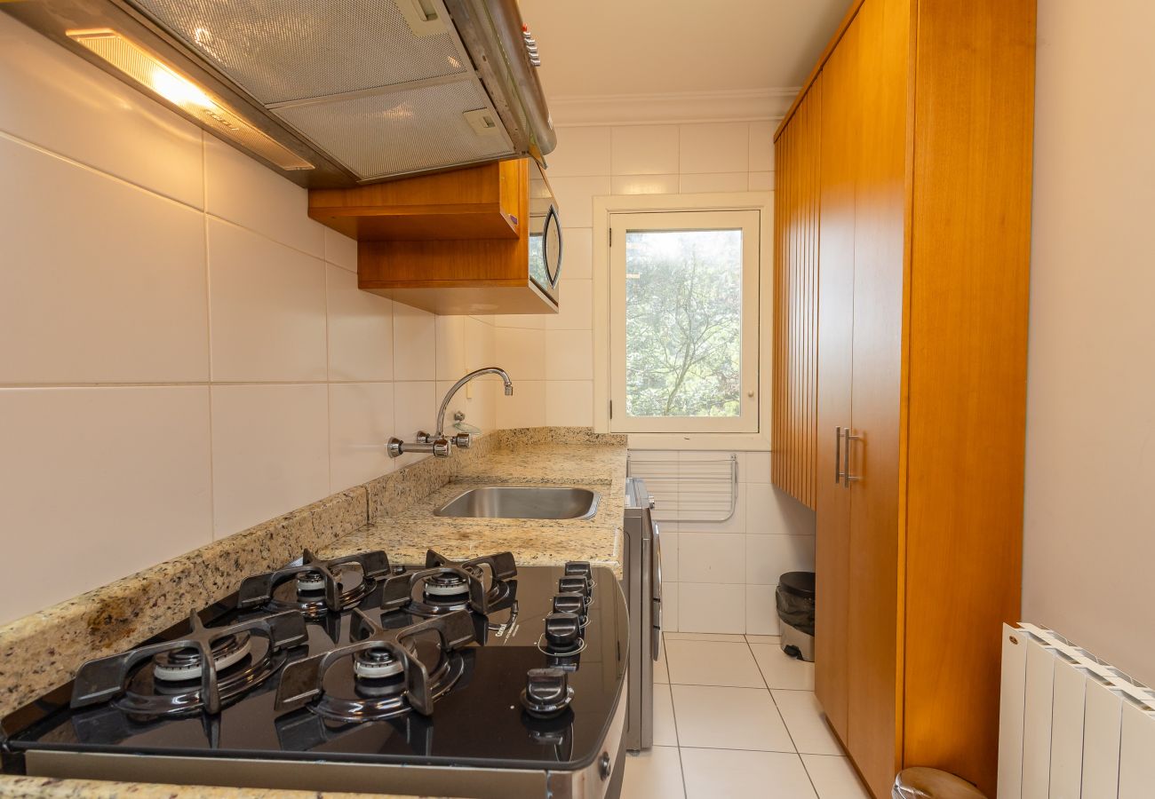 Apartamento em Gramado - Duplex 5D (3suites +2banho soc) a 800m a R Coberta