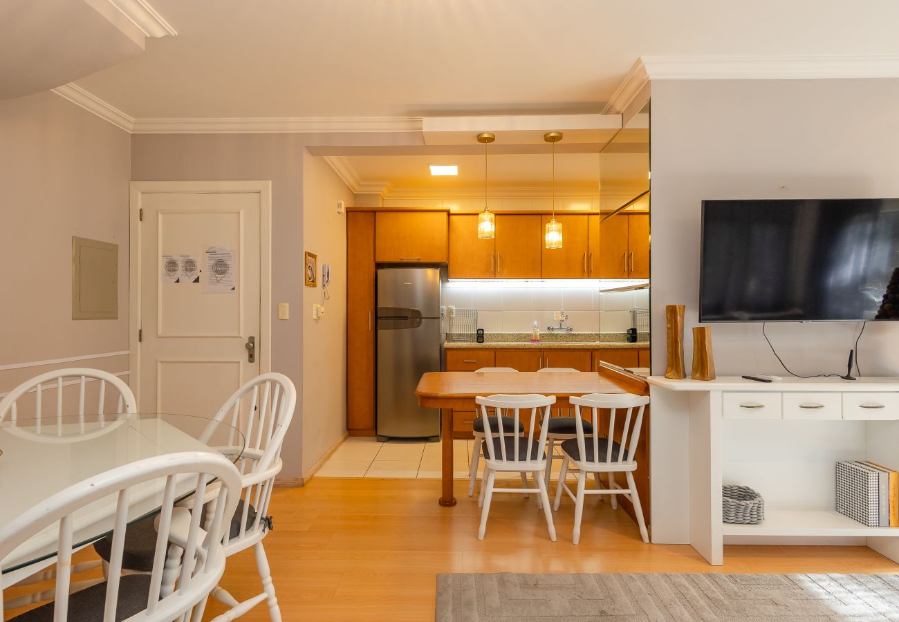 Apartamento em Gramado - Duplex 5D (3suites +2banho soc) a 800m a R Coberta