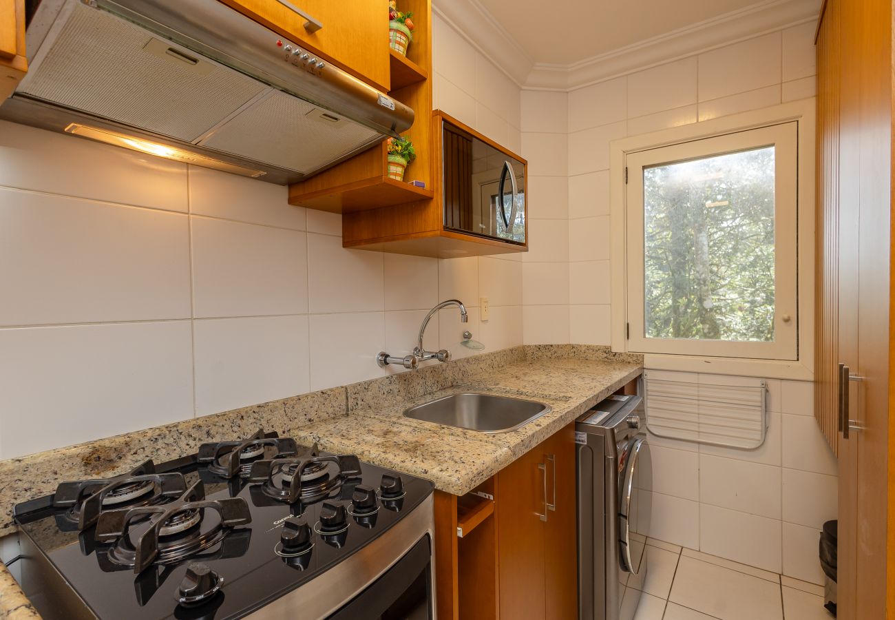Apartamento em Gramado - Duplex 5D (3suites +2banho soc) a 800m a R Coberta