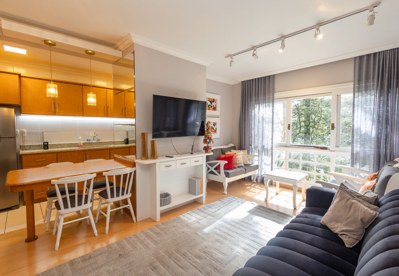 Apartamento em Gramado - Duplex 5D (3suites +2banho soc) a 800m a R Coberta