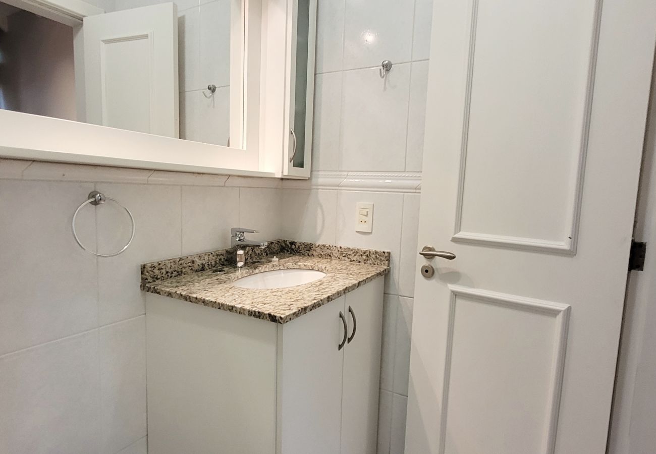 Apartamento em Gramado - Duplex 5D (3suites +2banho soc) a 800m a R Coberta