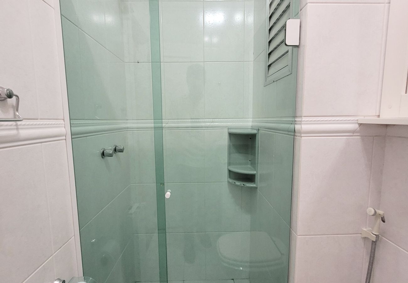 Apartamento em Gramado - Duplex 5D (3suites +2banho soc) a 800m a R Coberta