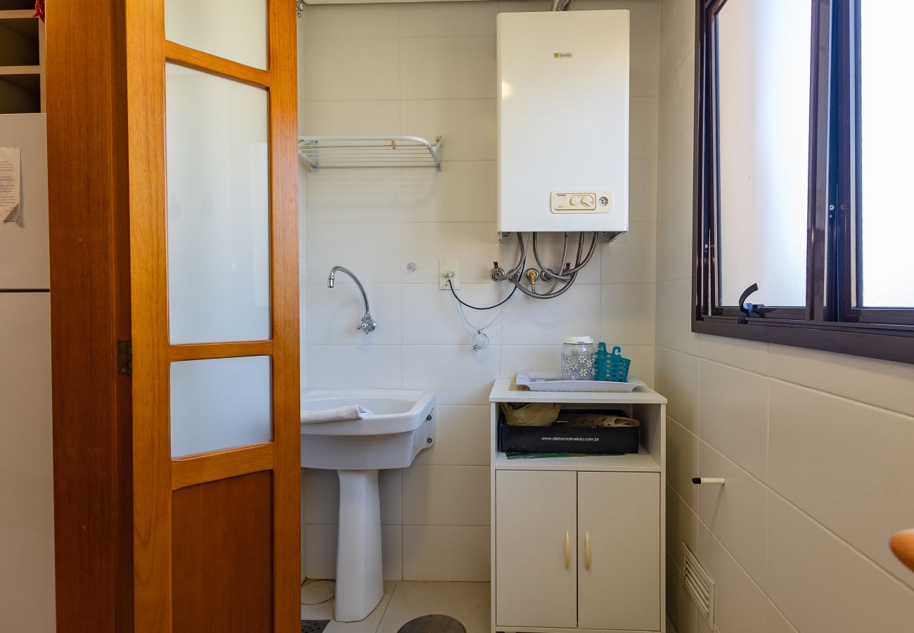 Apartamento em Gramado - 3 Suítes no Centro de Gramado (500m da R Coberta