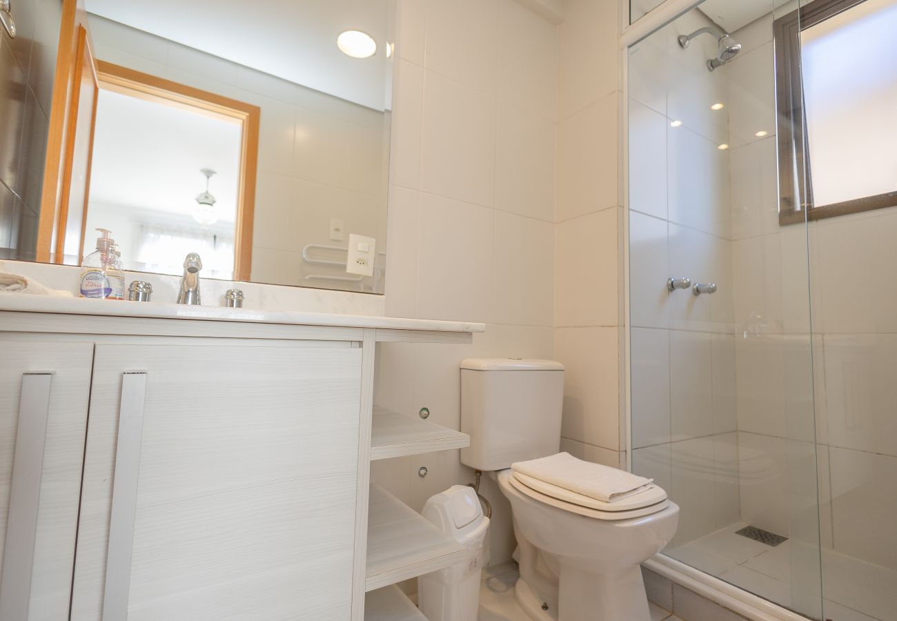 Apartamento em Gramado - 3 Suítes no Centro de Gramado (500m da R Coberta
