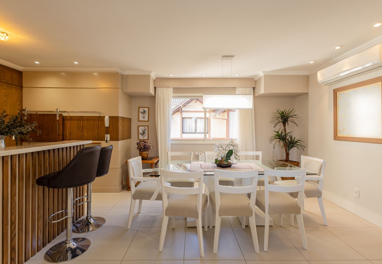 Apartamento em Gramado - Cobertura Alto Padrão 3 Suítes a 500m da R Coberta