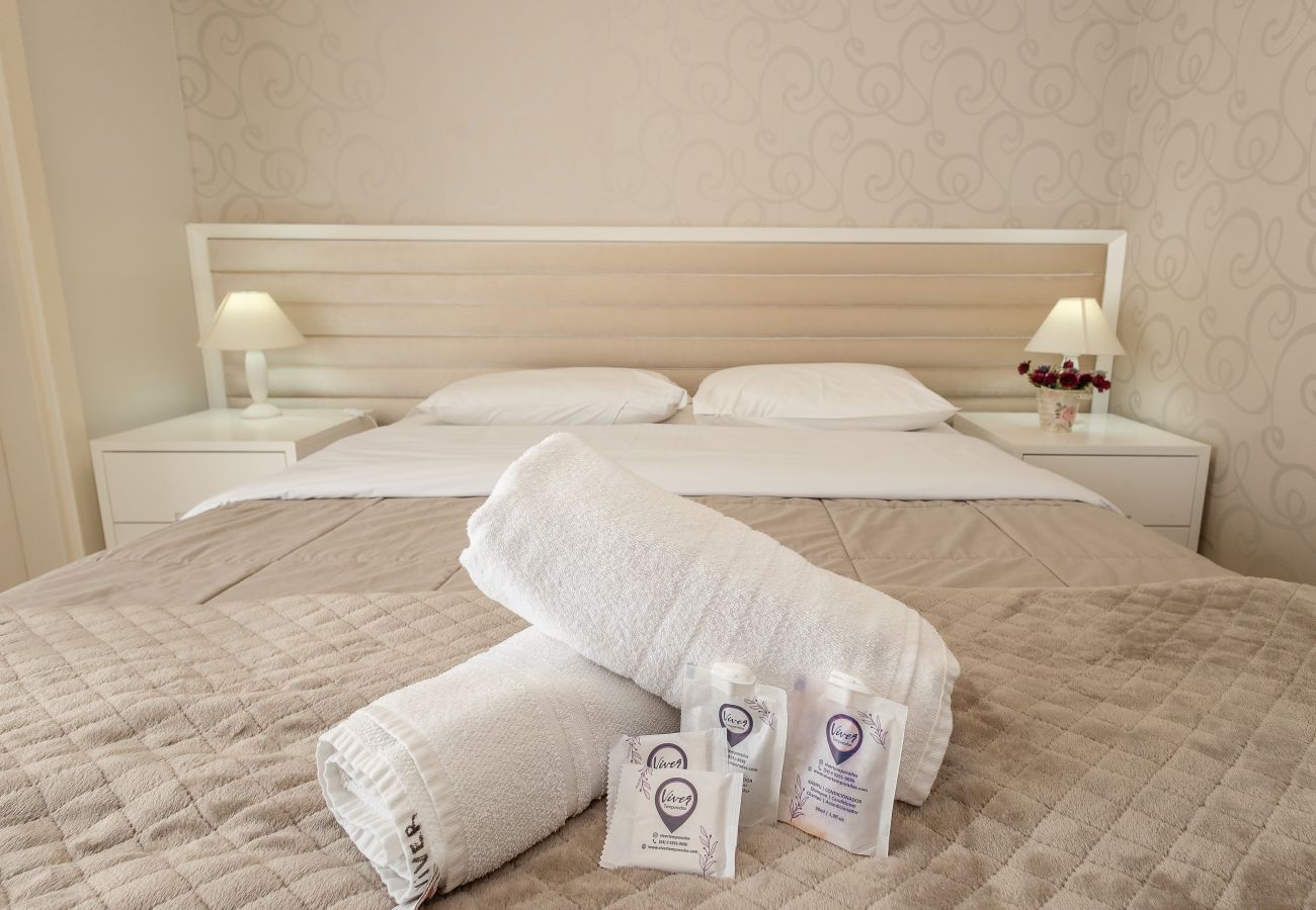 Apartamento em Gramado - Cobertura Alto Padrão 3 Suítes a 500m da R Coberta