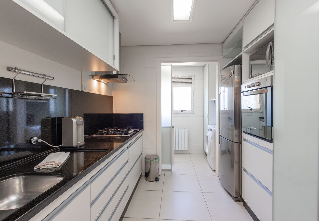 Apartamento em Gramado - Cobertura Alto Padrão 3 Suítes a 500m da R Coberta