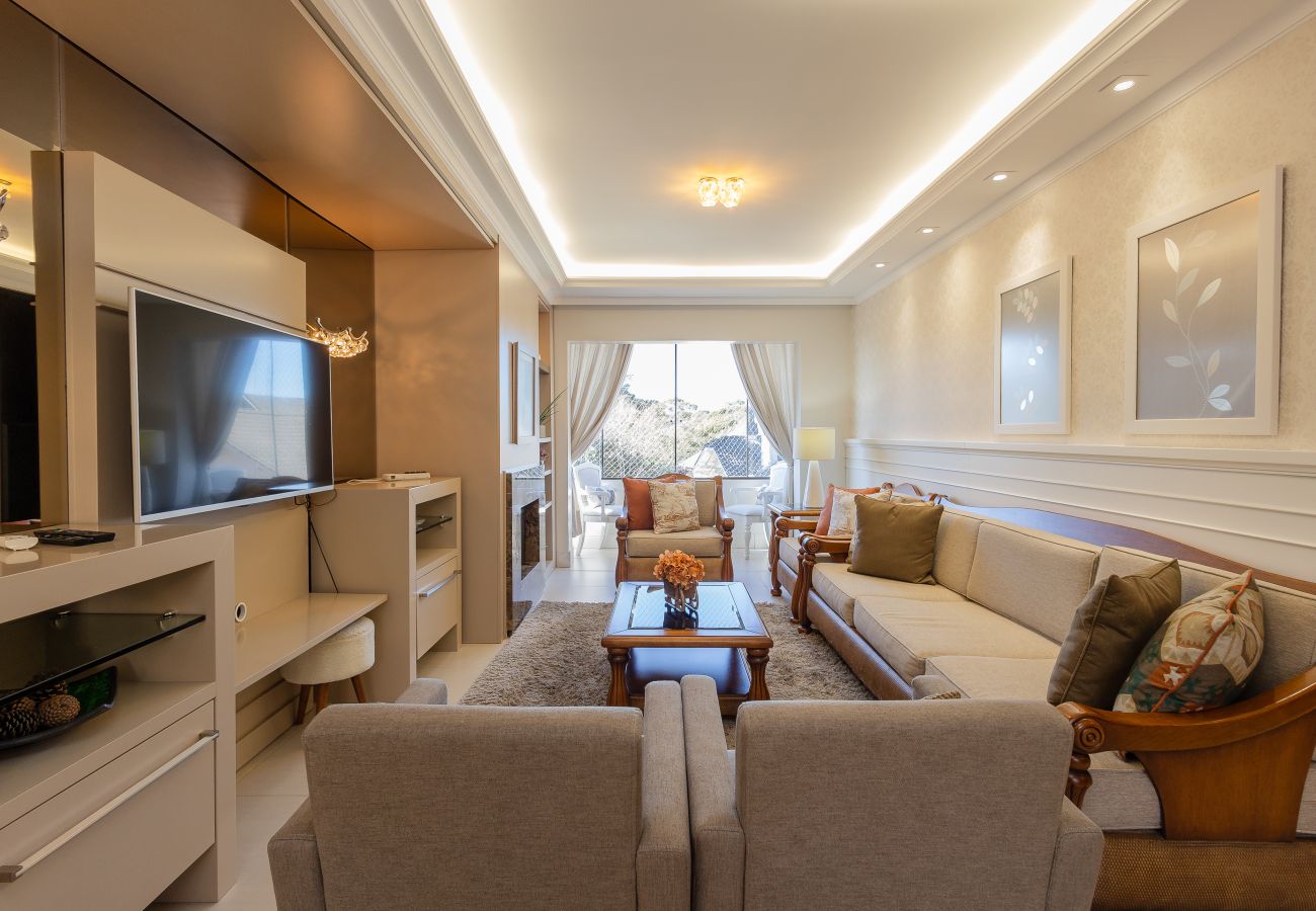 Apartamento em Gramado - Cobertura Alto Padrão 3 Suítes a 500m da R Coberta