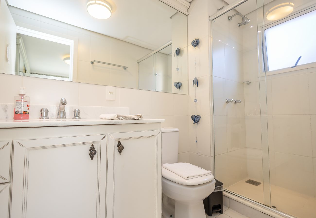 Apartamento em Gramado - Cobertura Alto Padrão 3 Suítes a 500m da R Coberta