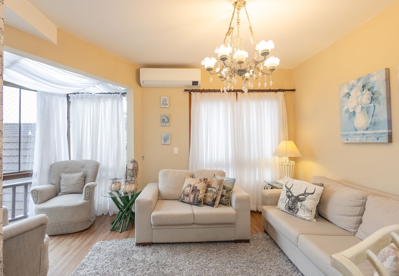 Apartamento em Gramado - Cobertura 4 suítes no coração de Gramado!