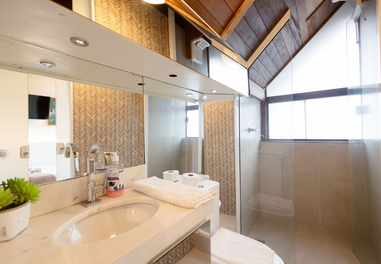 Apartamento em Gramado - Cobertura 4 suítes no coração de Gramado!