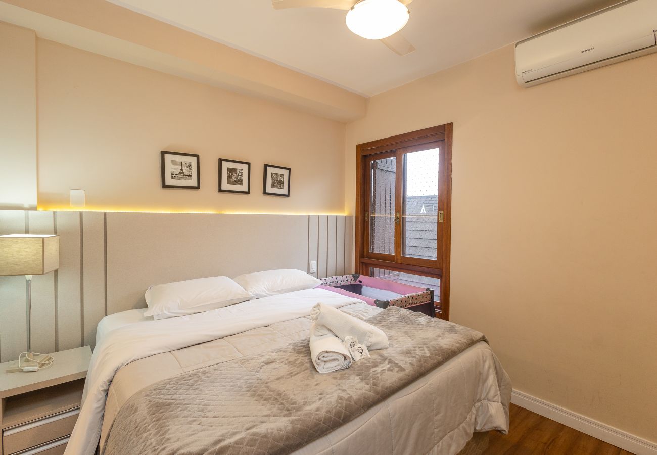 Apartamento em Gramado - Cobertura 4 suítes no coração de Gramado!