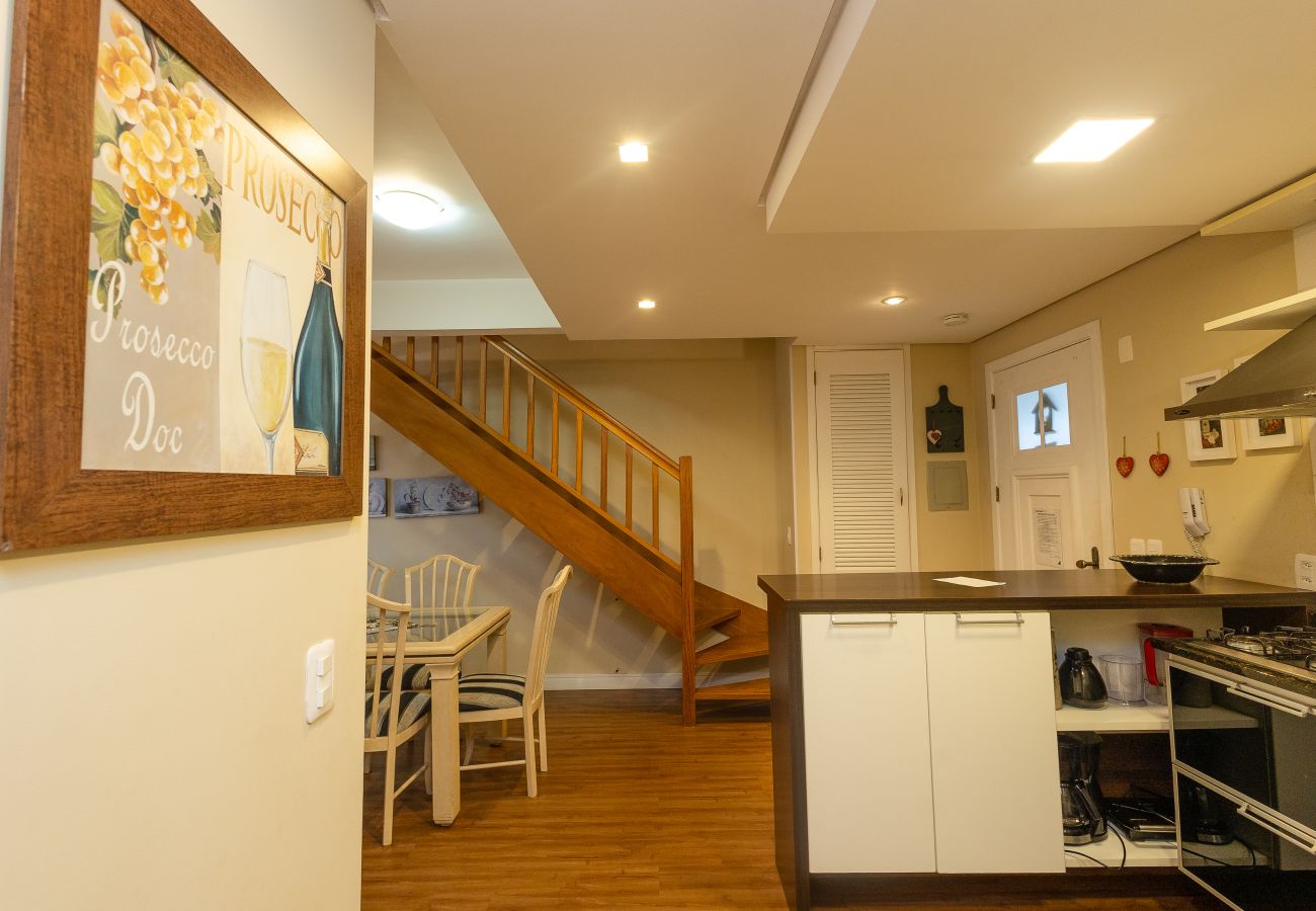 Apartamento em Gramado - Cobertura 4 suítes no coração de Gramado!