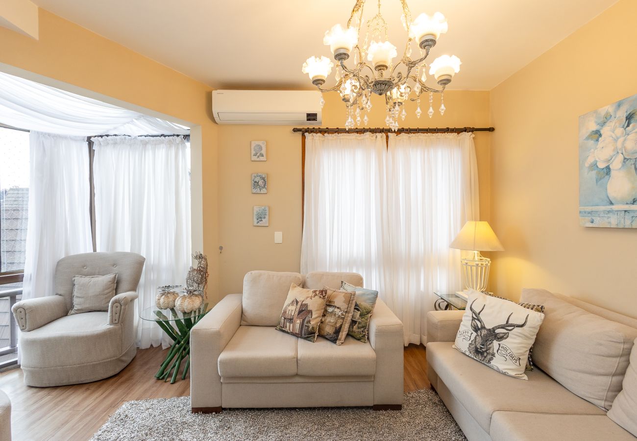 Apartamento em Gramado - Cobertura 4 suítes no coração de Gramado!