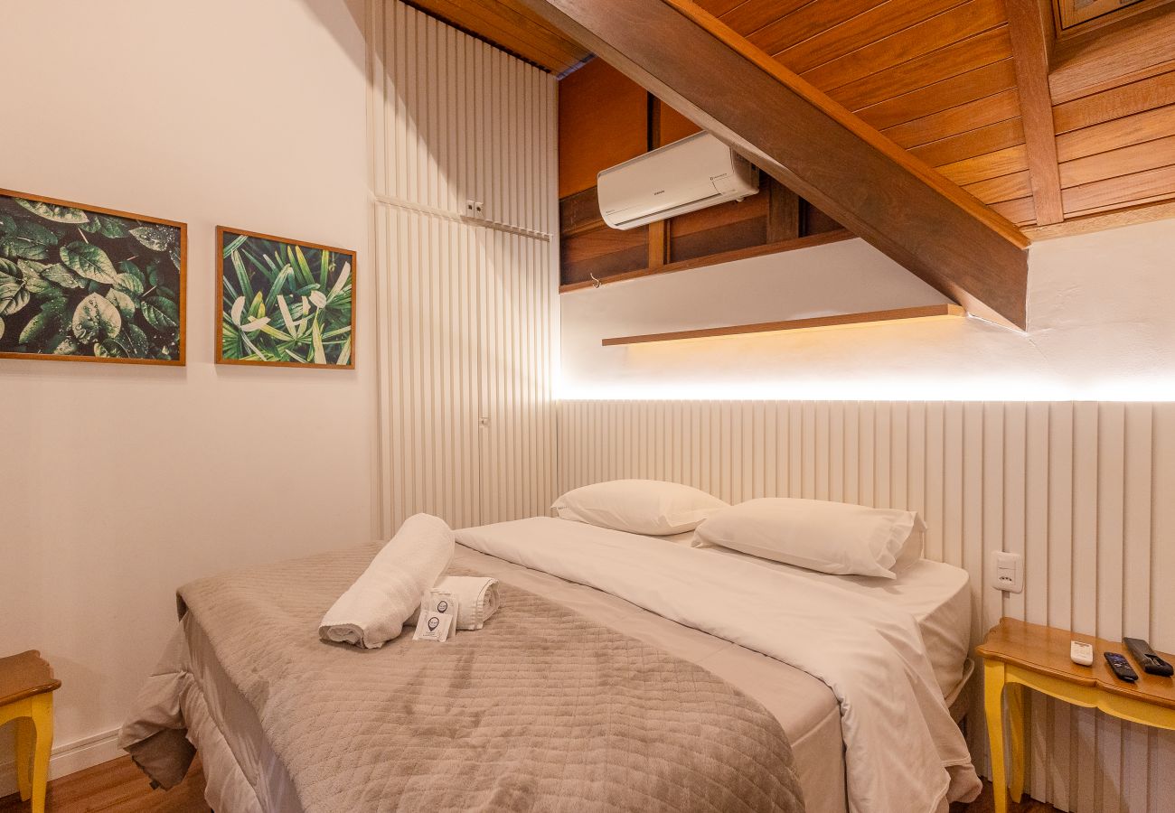 Apartamento em Gramado - Cobertura 4 suítes no coração de Gramado!