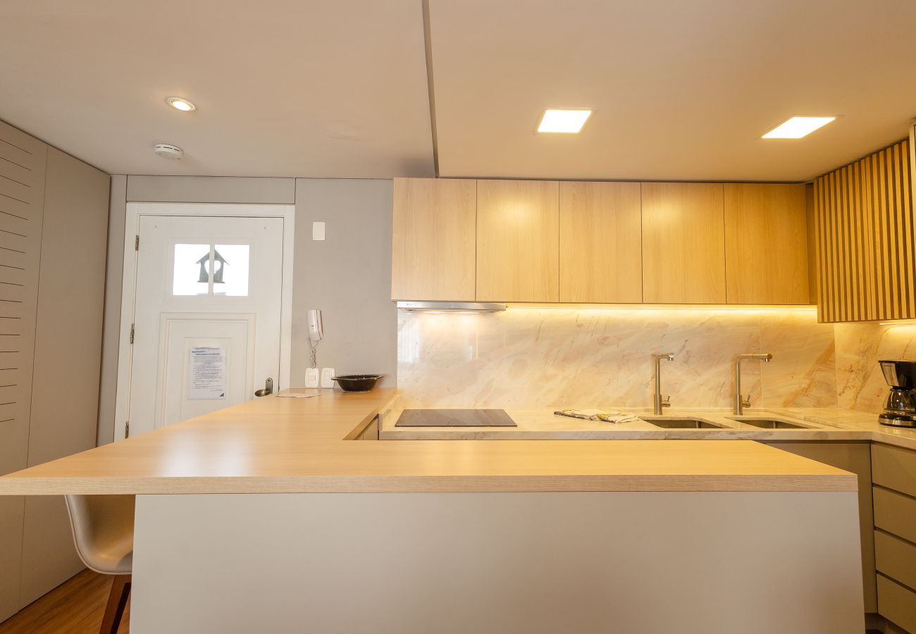 Apartamento em Gramado - Cobertura 4 suítes no coração de Gramado!