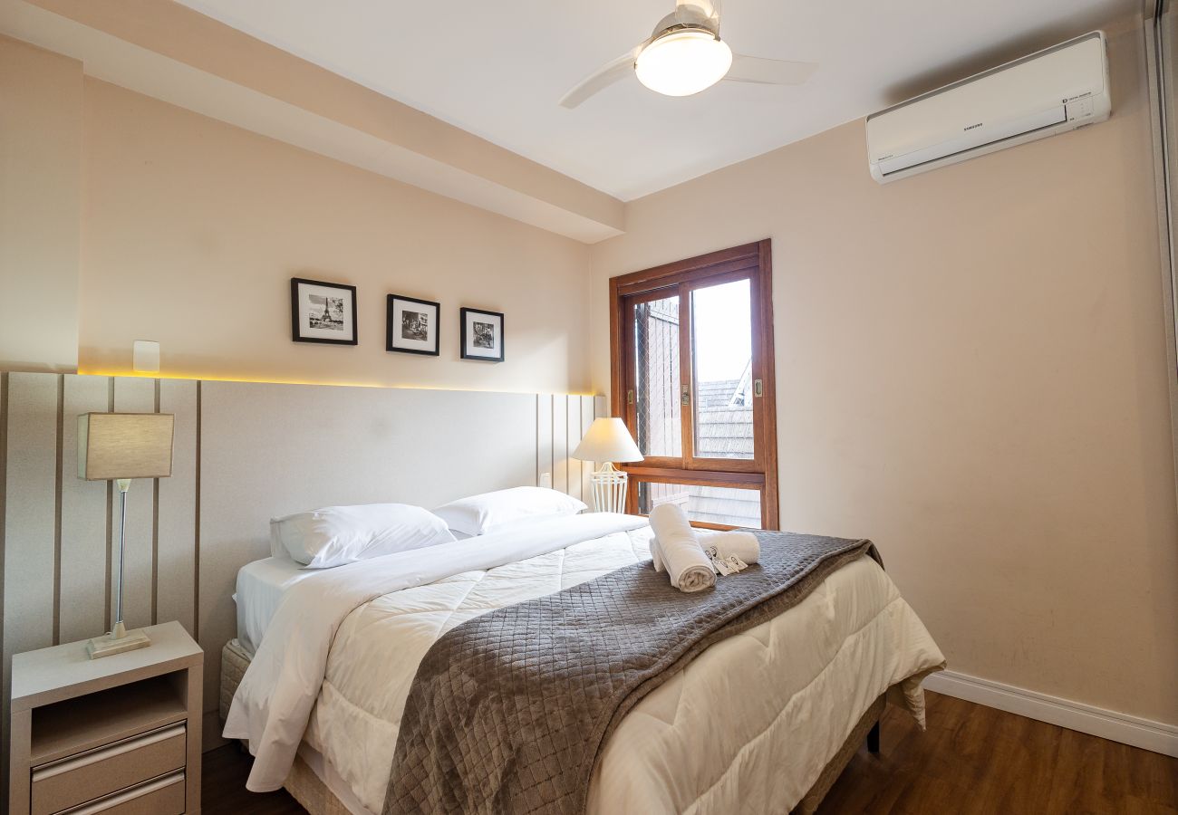 Apartamento em Gramado - Cobertura 4 suítes no coração de Gramado!