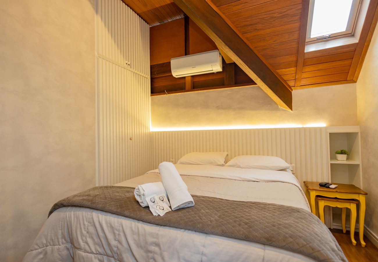 Apartamento em Gramado - Cobertura 4 suítes no coração de Gramado!